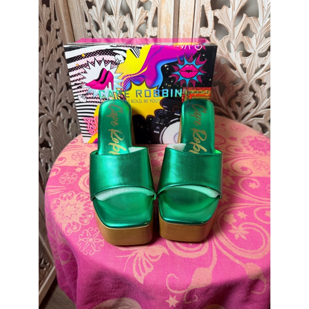 Cape Robbin Metallic Emerald Green Platform Slide Sandals